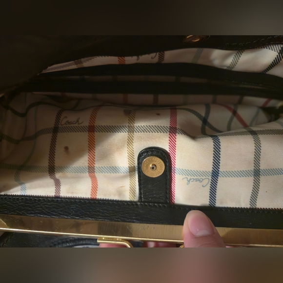 Coach - Picture 6 of 8